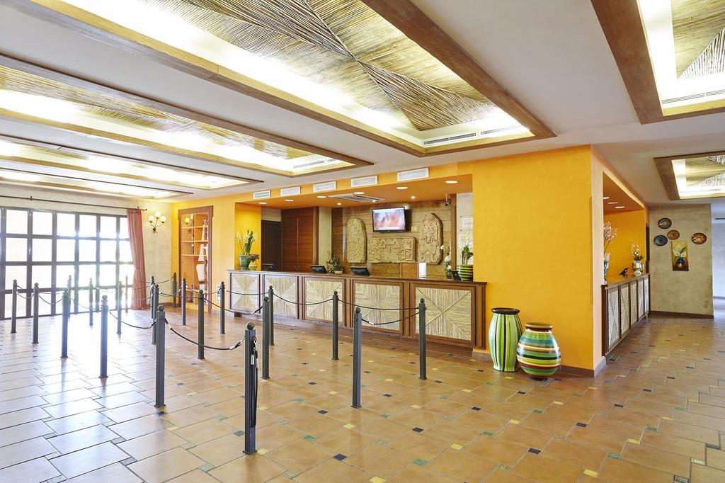 סאלו Portaventura Hotel El Paso - Includes Unlimited Access To Portaventura Park & 1 Access To Ferrari Land מראה חיצוני תמונה